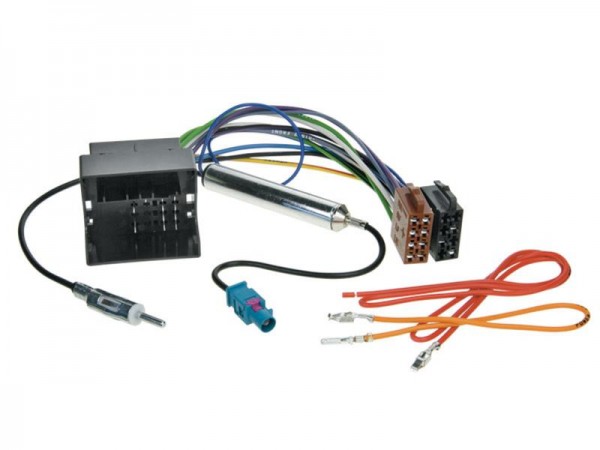 Radioanschlusskabel Quadlock - ISO DIN-Antennenadapter mit Phantomeinspeisung